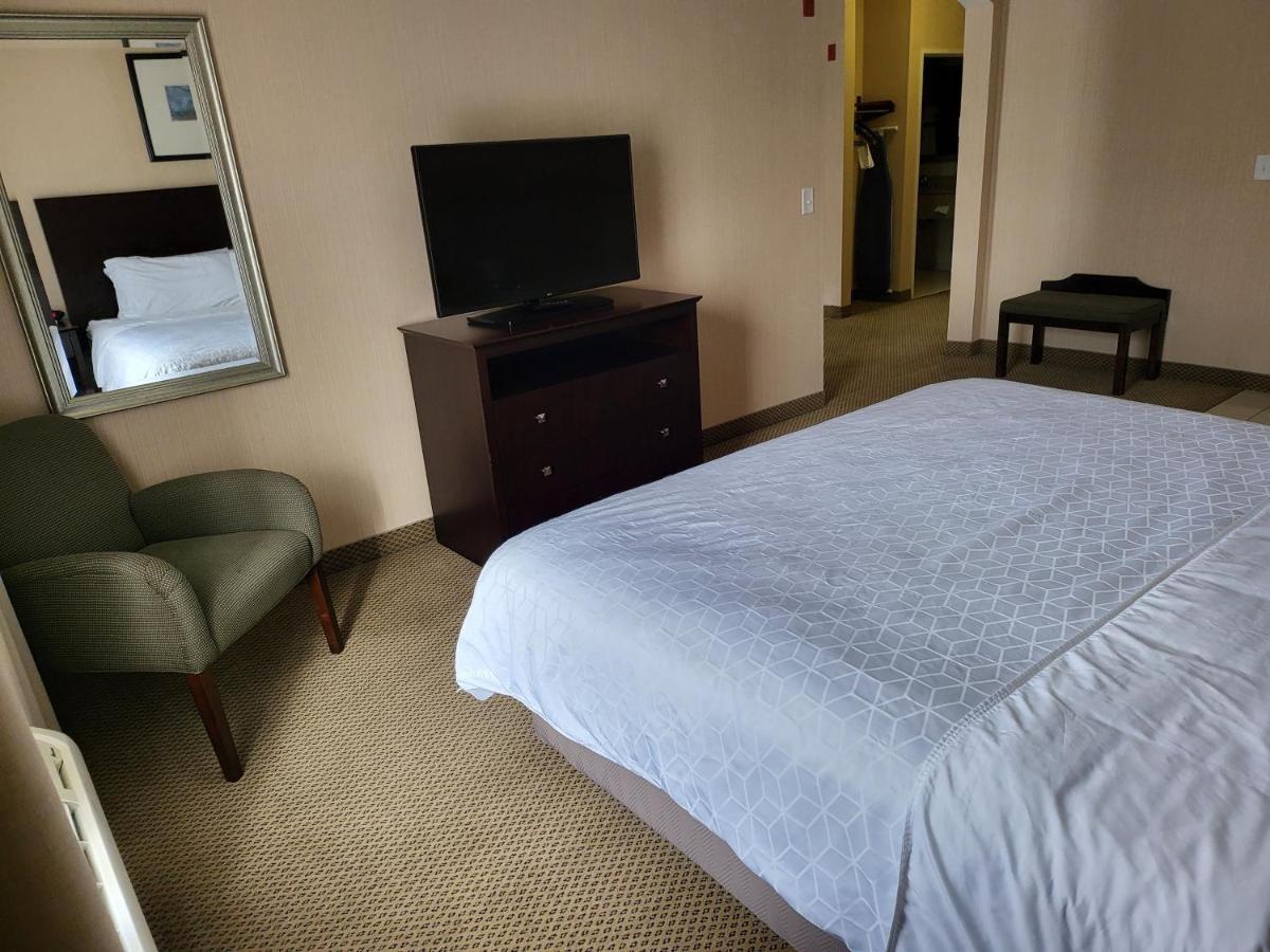 Holiday Inn Express Hotel & Suites Tipp City By Ihg Ngoại thất bức ảnh