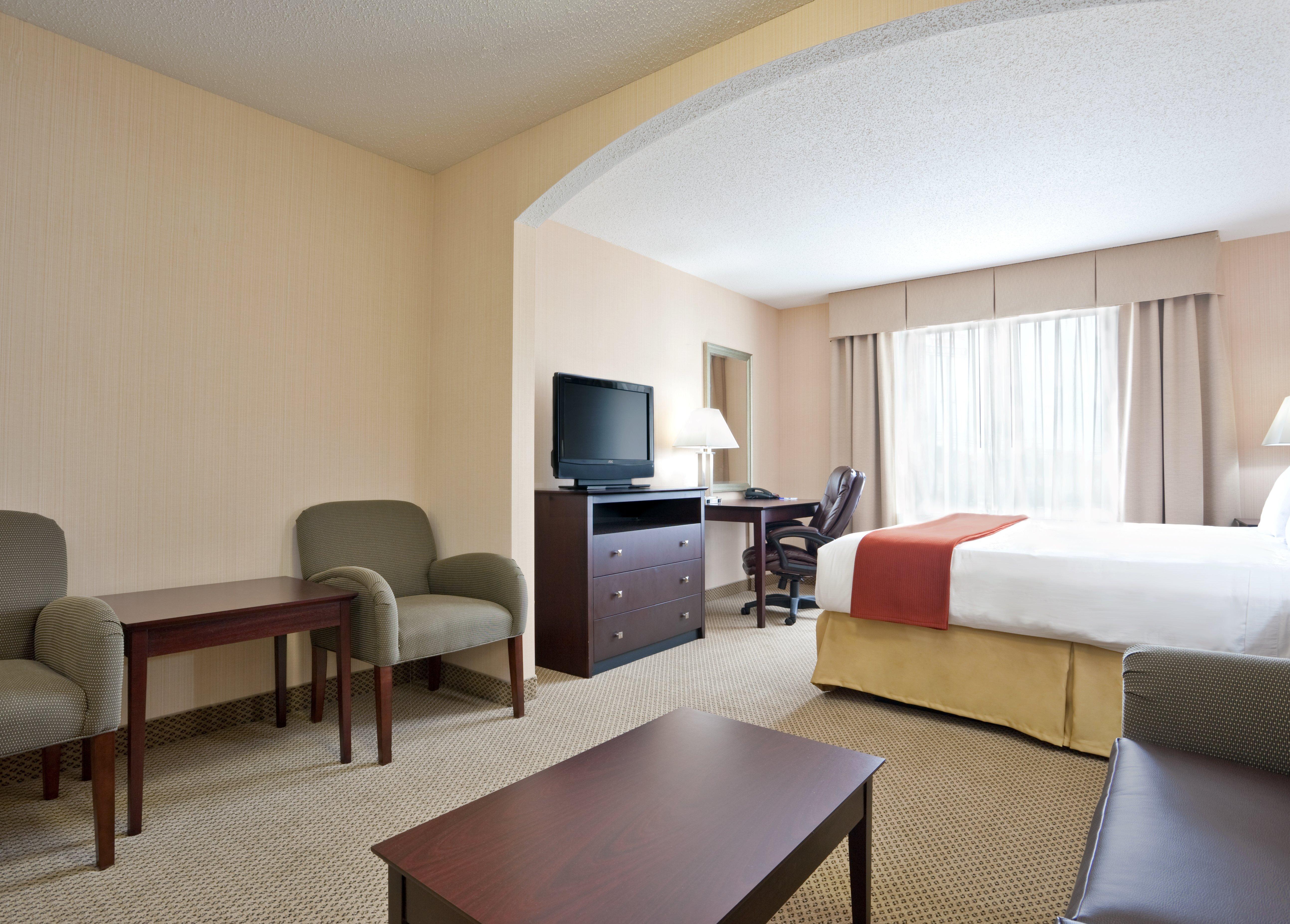 Holiday Inn Express Hotel & Suites Tipp City By Ihg Ngoại thất bức ảnh