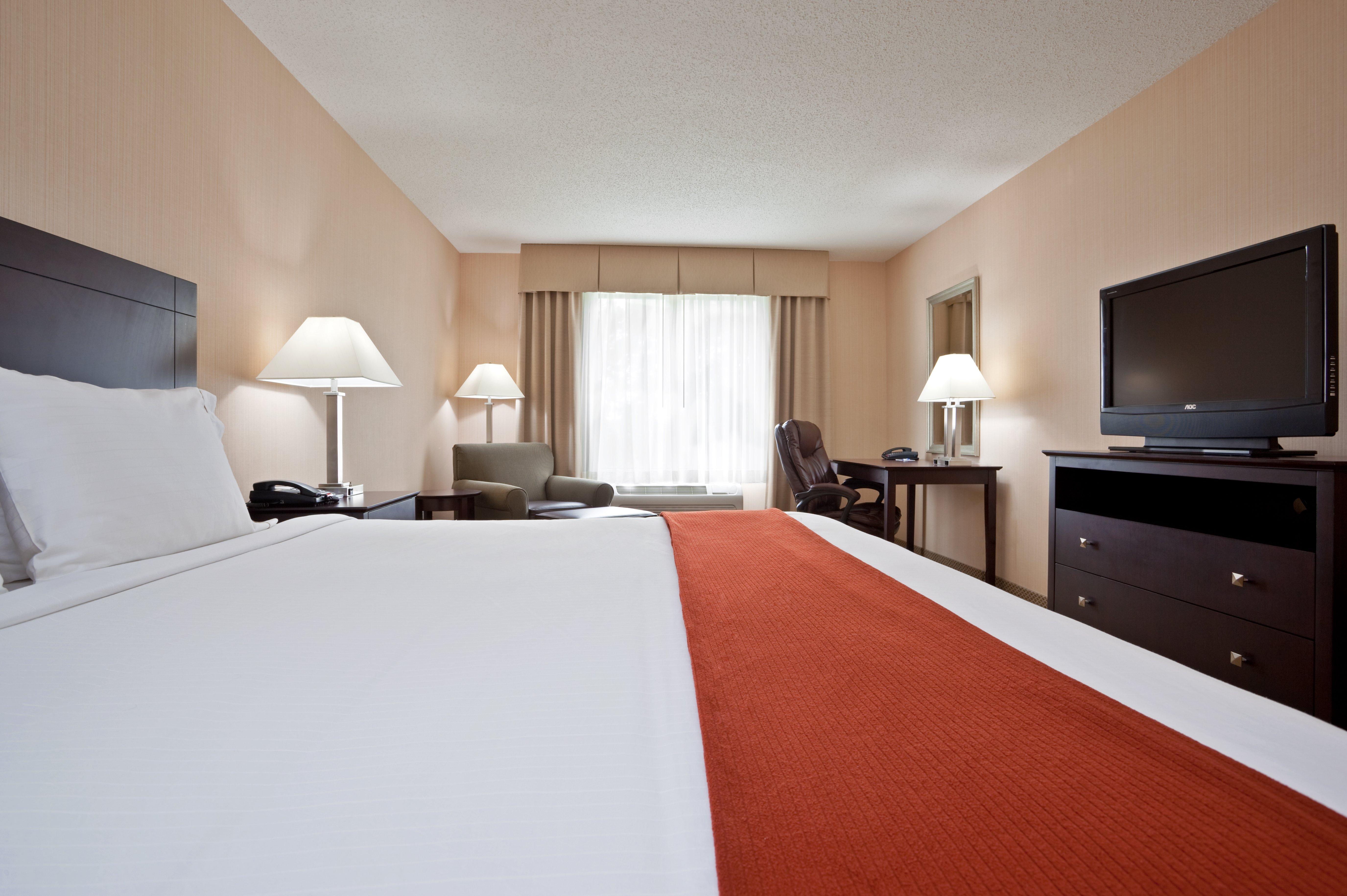 Holiday Inn Express Hotel & Suites Tipp City By Ihg Ngoại thất bức ảnh