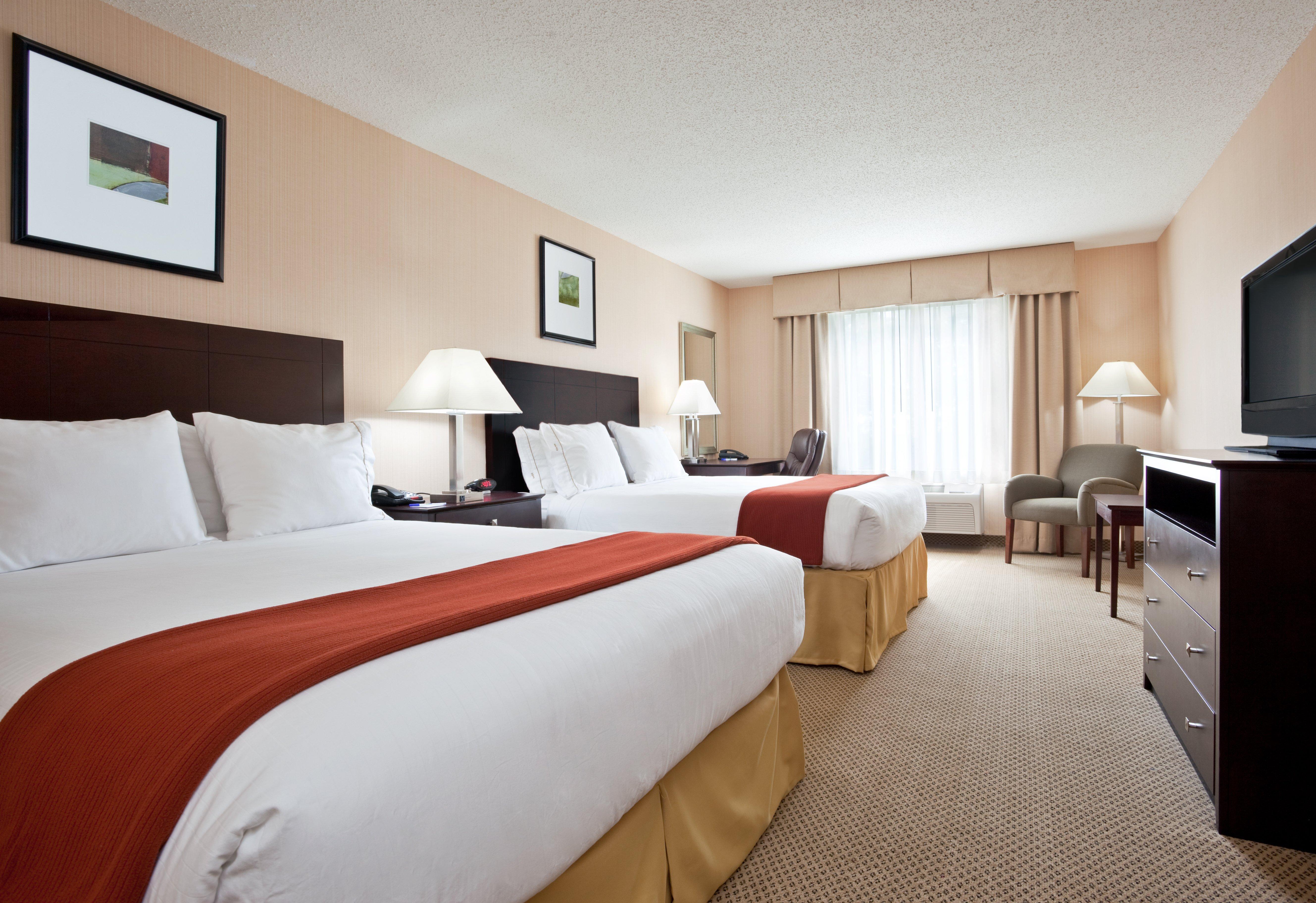 Holiday Inn Express Hotel & Suites Tipp City By Ihg Ngoại thất bức ảnh